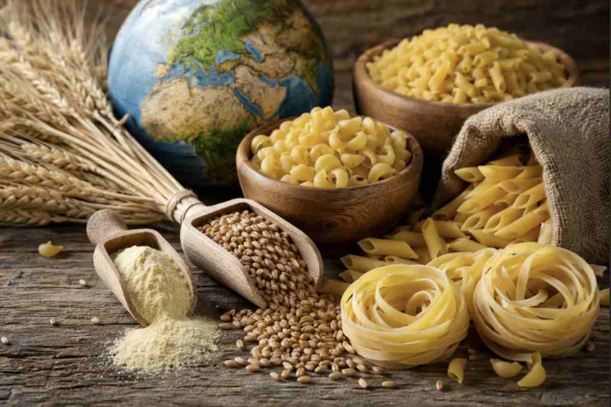 Anche altri produttori storici seguono logiche simili. Rummo, ad esempio, ha progressivamente puntato su linee con grano 100% italiano